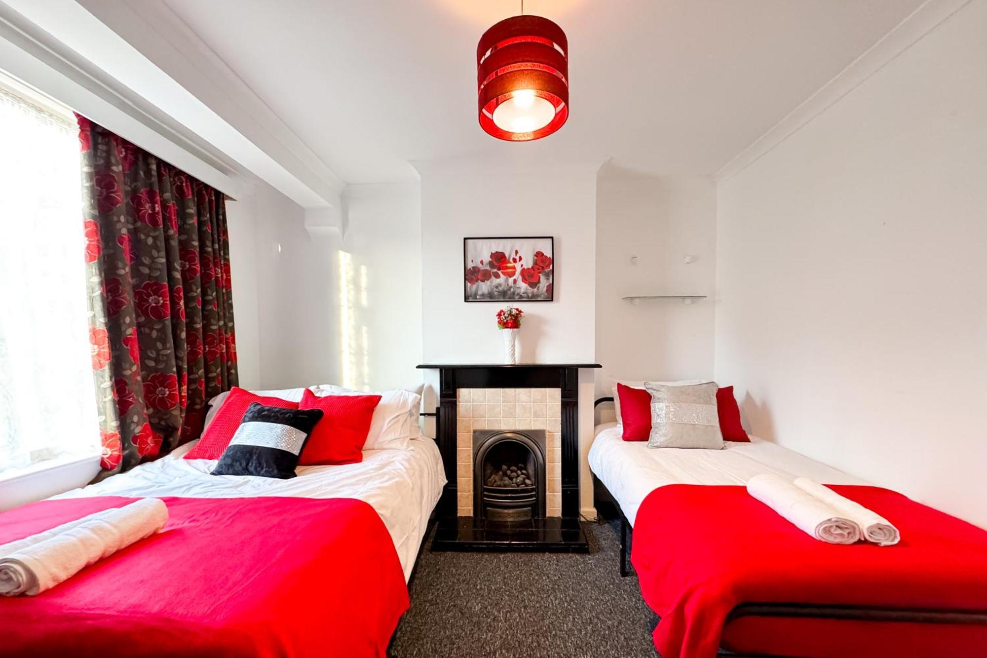 Holiday home Warland House By Smart Corporate